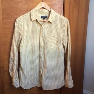 Banana Republic Gingham button up shirt